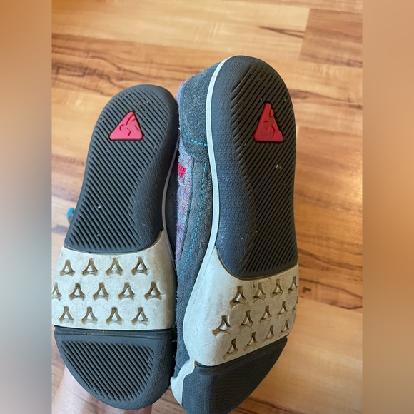 Plae boots size 12 - Picture 2 of 2